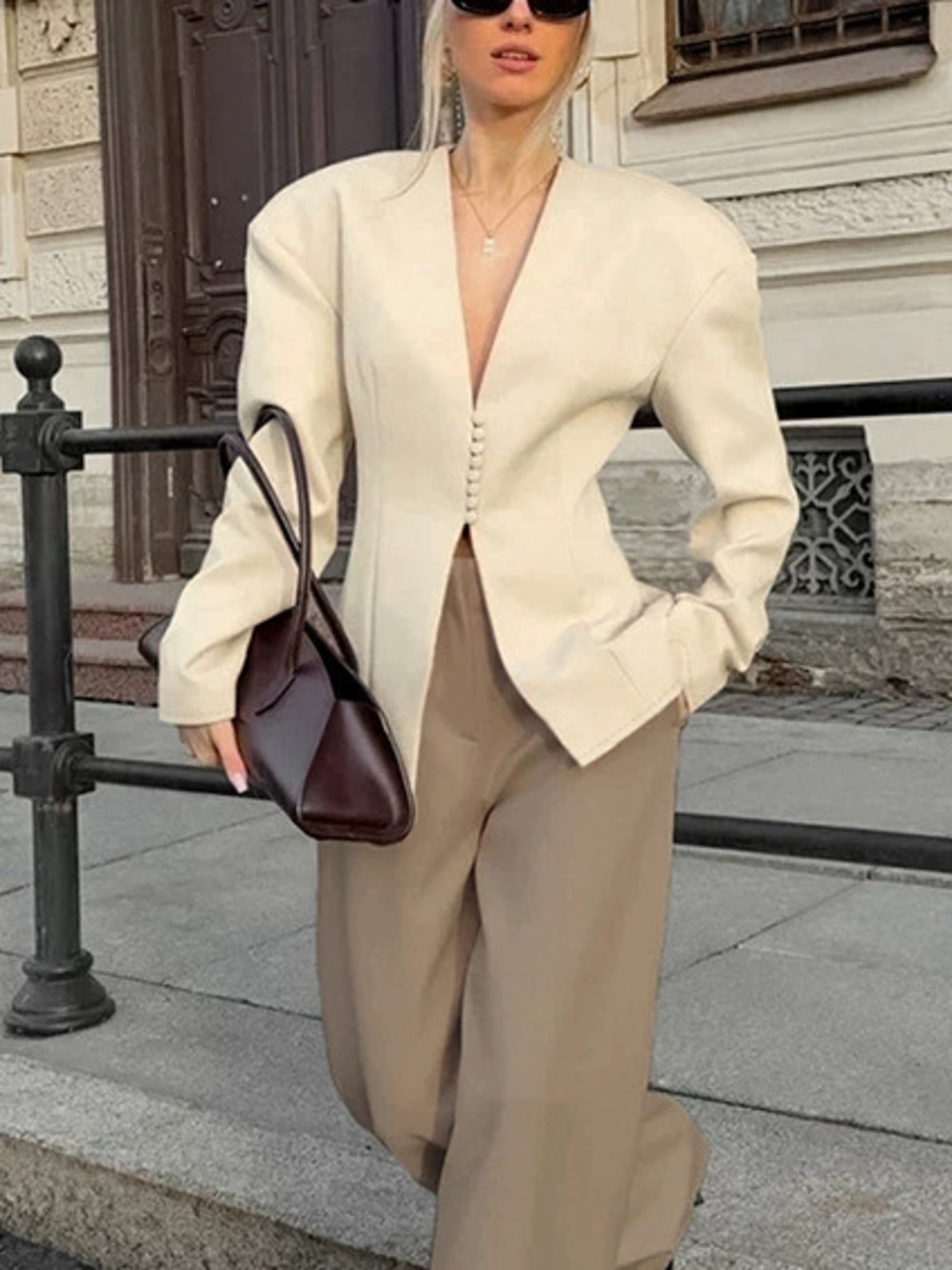 Forever 21 Smart Casual Fitted Waist Crisp Collar Long Sleeve Blazer Apricot